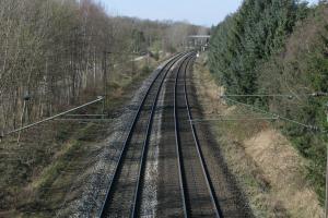 Eisenbahnstrecke Richtung Bremen gesehen vom Sagehorner Bahnhof